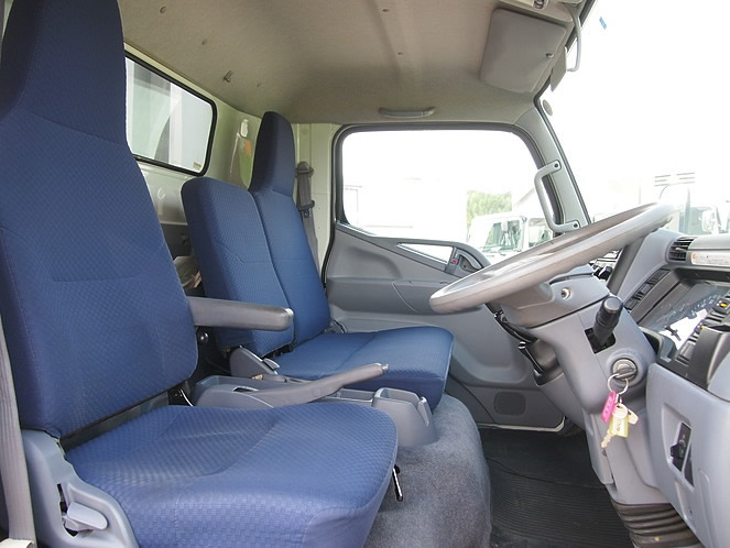 三菱ふそう キャンター ウイング車 小型 PDG-FE83DY 年式 H20[写真15]