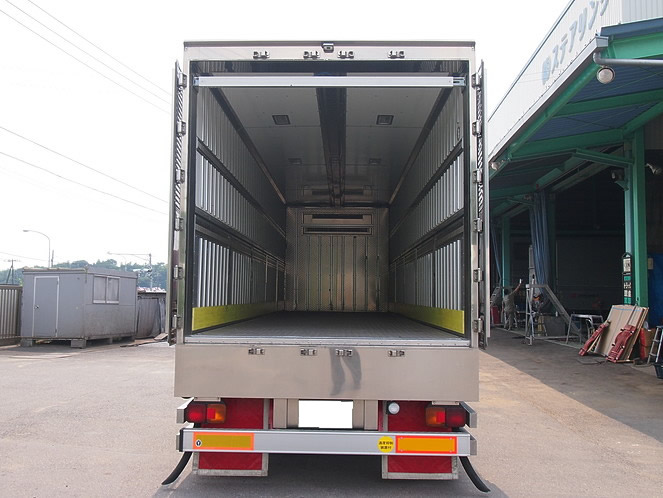 いすゞ  冷凍ウイング 大型 PDG-CYL52V8 年式 H21[写真13]