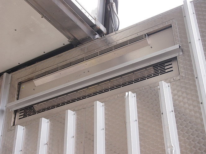 いすゞ  冷凍ウイング 大型 PDG-CYL52V8 年式 H21[写真16]