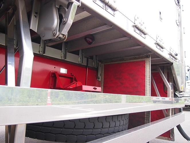 いすゞ  冷凍ウイング 大型 PDG-CYL52V8 年式 H21[写真34]