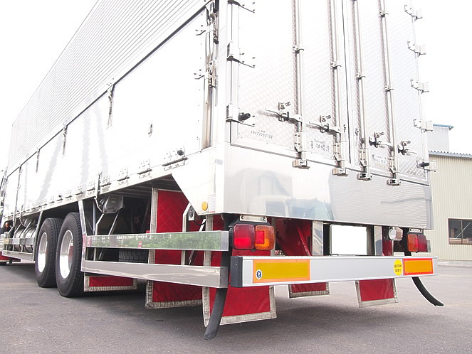 いすゞ  冷凍ウイング 大型 PDG-CYL52V8 年式 H21[写真09]