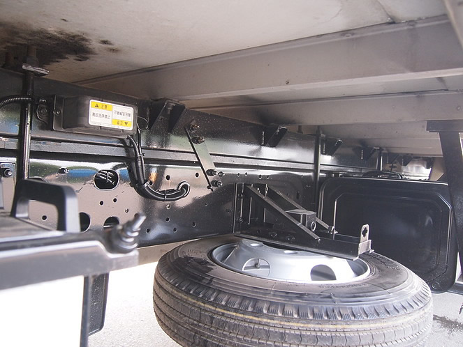 日野 レンジャー 冷凍バン 中型 BDG-FD8JLWA 年式 H20[写真32]