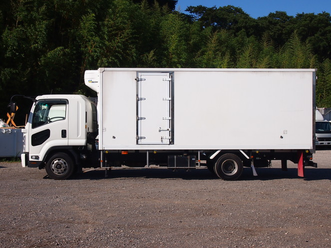 いすゞ フォワード 冷凍バン 中型 PDG-FRR34S2 年式 H20[写真07]