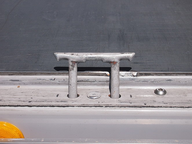 UDトラックス クオン ウイング車 大型 PKG-CG4ZA 年式 H19[写真17]