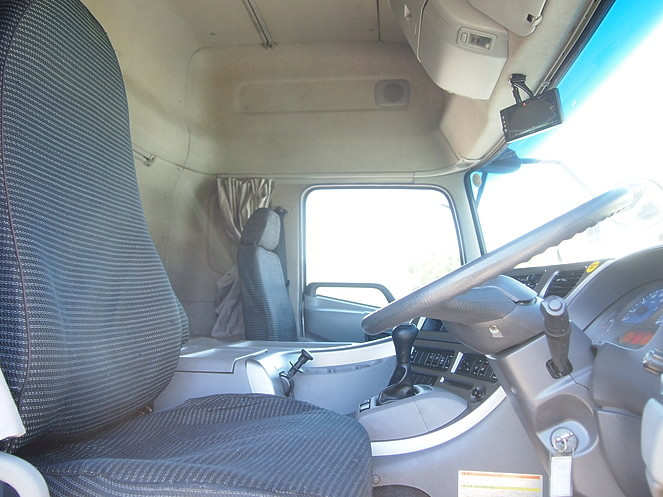 UDトラックス クオン ウイング車 大型 PKG-CG4ZA 年式 H19[写真19]