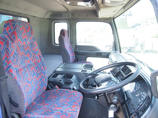 いすゞ  ウイング車 大型 ADG-CYJ77W7 年式 H19[写真20]