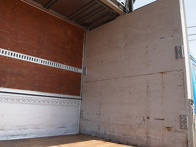 いすゞ  ウイング車 大型 PJ-CYJ51W6 年式 H18[写真17]