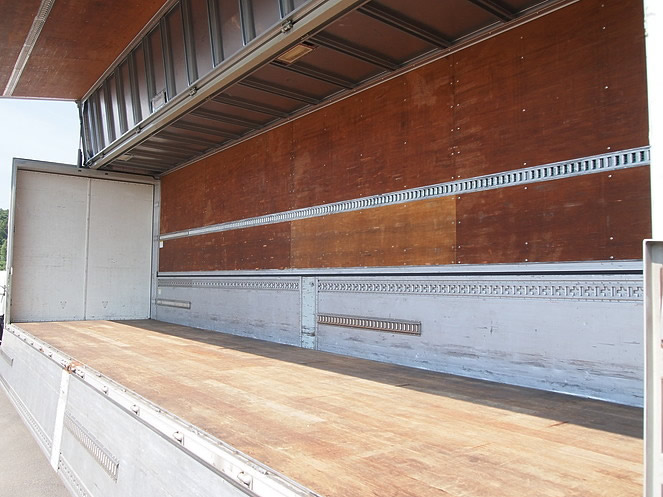 いすゞ  ウイング車 大型 PJ-CYJ51W6 年式 H18[写真15]