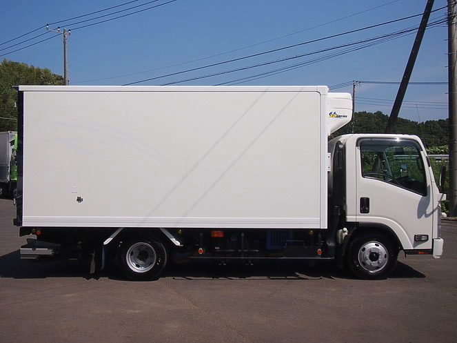 いすゞ エルフ 冷凍バン 小型 BKG-NPR85AN 年式 H22[写真05]