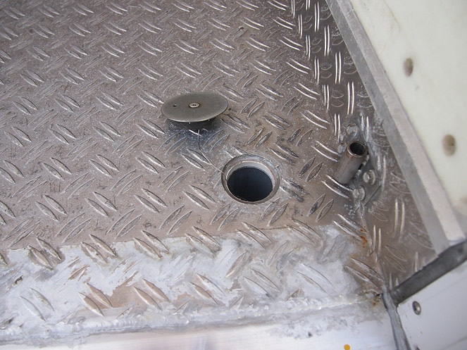 いすゞ エルフ 冷凍バン 小型 BKG-NPR85AN 年式 H22[写真20]