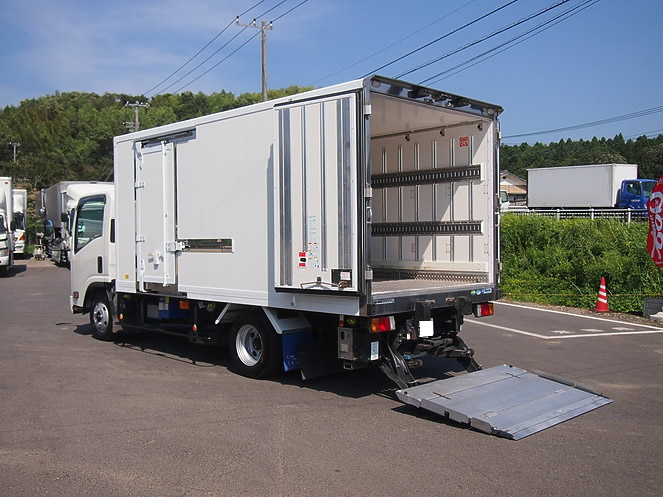 いすゞ エルフ 冷凍バン 小型 BKG-NPR85AN 年式 H22[写真17]