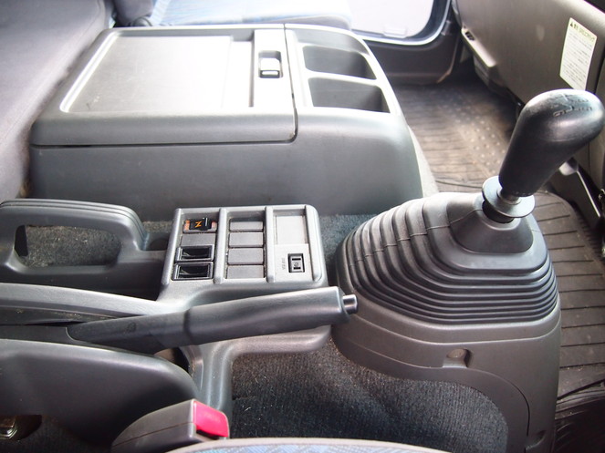 いすゞ  ウイング車 中型 PA-FRD34L4 年式 H19[写真22]