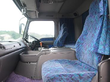 いすゞ ギガ 冷凍ウイング 大型 PJ-CYY51V5 年式 H16 [写真22]