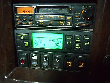 いすゞ ギガ 冷凍ウイング 大型 PJ-CYY51V5 年式 H16 [写真21]