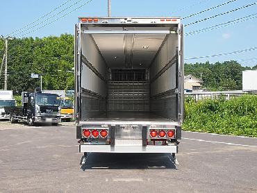 いすゞ ギガ 冷凍ウイング 大型 PJ-CYY51V5 年式 H16 [写真14]