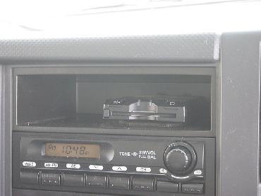 いすゞ エルフ バン車 小型 BKG-NMR85AN 年式 H23 [写真21]