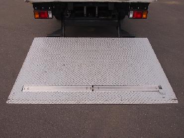 いすゞ エルフ バン車 小型 BKG-NPR85AN 年式 H20 [写真10]