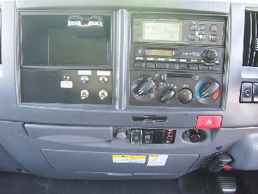 いすゞ エルフ 冷凍バン 小型 BKG-NPR85AN 年式 H22 [写真22]