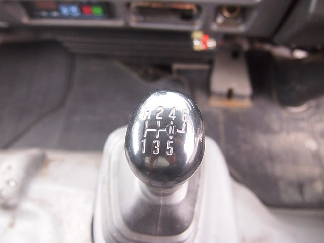 いすゞ エルフ 冷凍バン 小型 PB-NPR81AN 年式 H18[写真19]