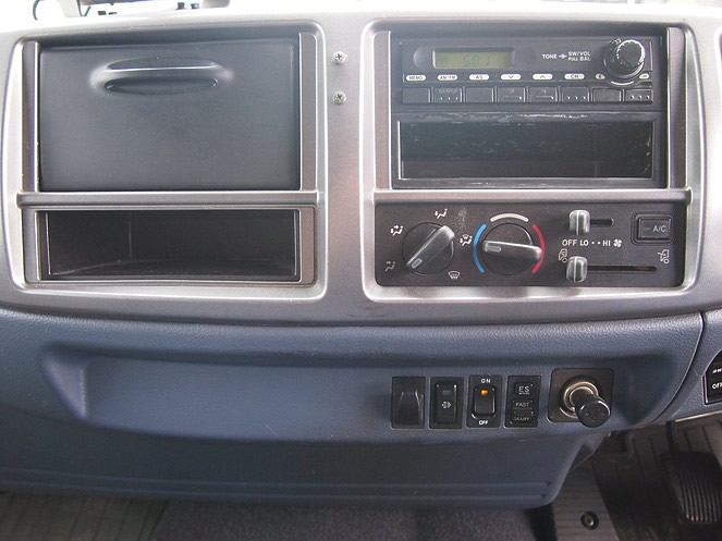 日野 レンジャー バン車 中型 ADG-FD7JLWA 年式 H18[写真18]