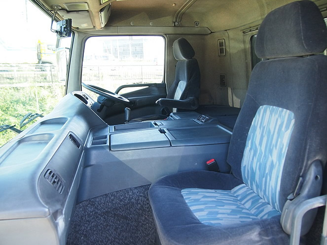 三菱ふそう スーパーグレート ウイング車 大型 KL-FU54JUZ 年式 H14[写真26]