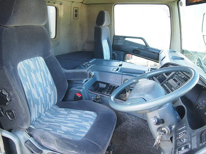 三菱ふそう スーパーグレート ウイング車 大型 KL-FU54JUZ 年式 H14[写真20]