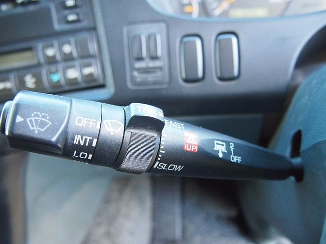 三菱ふそう スーパーグレート ウイング車 大型 KL-FU54JUZ 年式 H14[写真32]