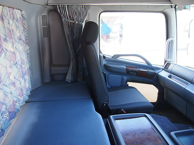 日野 グランドプロフィア トラクタ 大型 KS-SS1EKJA 年式 H17[写真29]