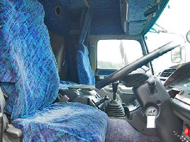 いすゞ  平ボディ 大型 KL-CYL51V3Z 年式 H12 [写真11]