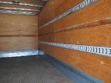 いすゞ エルフ バン車 小型 PB-NPR81AN 年式 H18 [写真08]