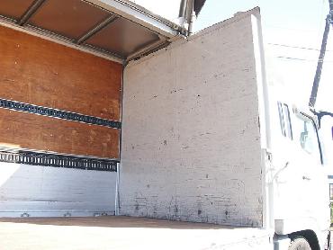 三菱ふそう スーパーグレート ウイング車 大型 KL-FU54JUZ 年式 H14 [写真17]