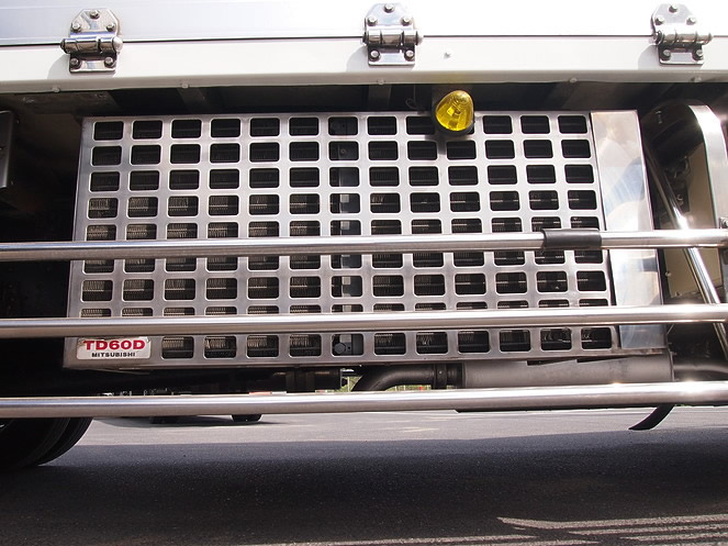 いすゞ フォワード 冷凍ウイング 中型 KK-FRR35L4 年式 H15[写真25]