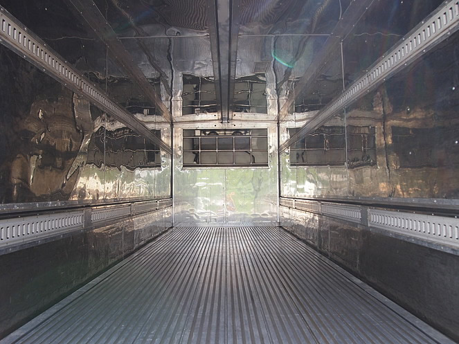 いすゞ フォワード 冷凍ウイング 中型 KK-FRR35L4 年式 H15[写真14]