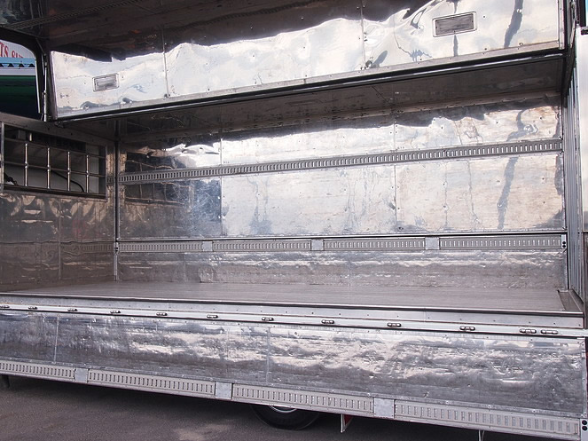 いすゞ フォワード 冷凍ウイング 中型 KK-FRR35L4 年式 H15[写真18]