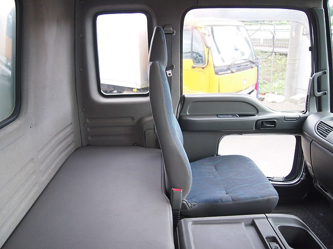 いすゞ フォワード 冷凍バン 中型 PA-FRR34L4 年式 H18[写真24]