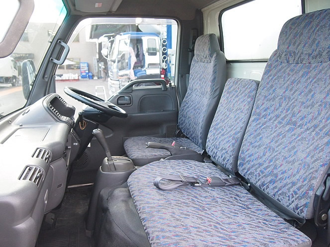 いすゞ エルフ ウイング車 小型 KK-NKR71LV 年式 H11[写真21]