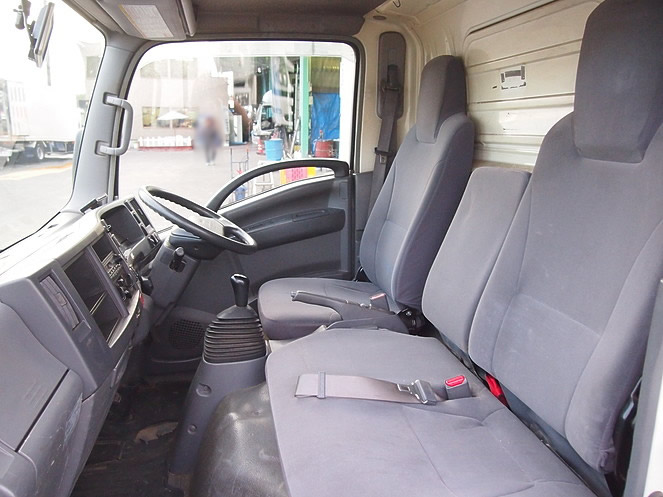 いすゞ エルフ バン車 小型 BKG-NMR85AN 年式 H20[写真21]