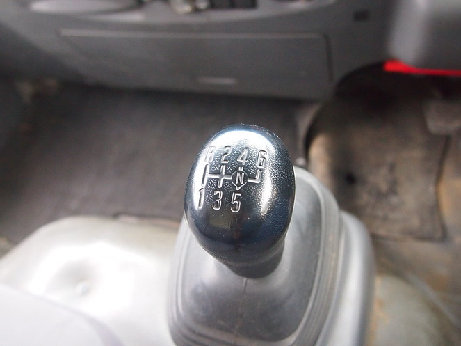 いすゞ エルフ バン車 小型 BKG-NMR85AN 年式 H20[写真19]