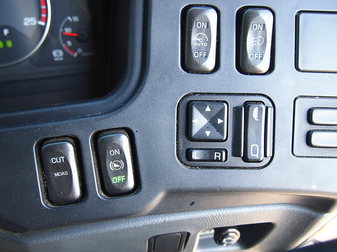 三菱ふそう スーパーグレート 平ボディ 大型 LKG-FV54VZ 年式 H22[写真35]