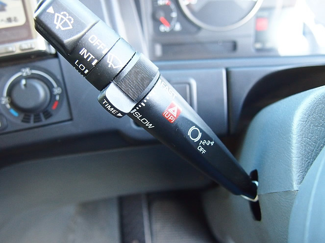 三菱ふそう スーパーグレート 平ボディ 大型 LKG-FV54VZ 年式 H22[写真32]