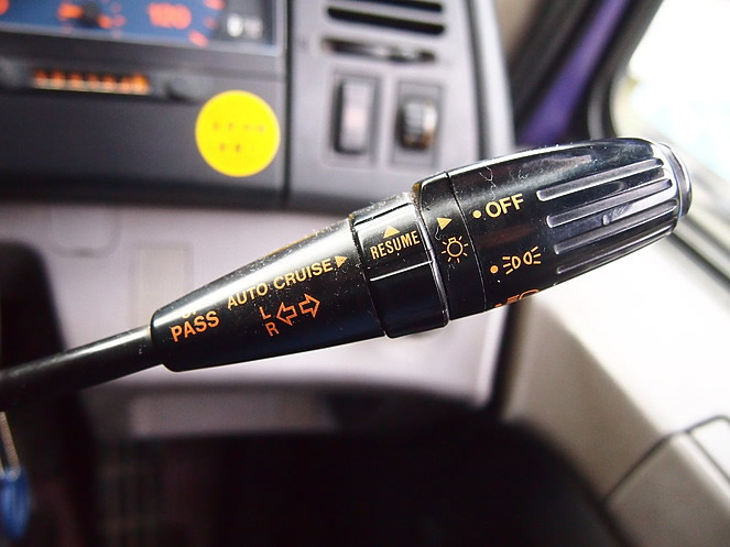 日野  平ボディ 大型 KL-FS1KZHA 年式 H15[写真22]