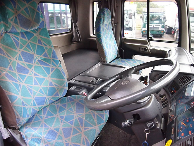 日野  平ボディ 大型 KL-FS1KZHA 年式 H15[写真14]