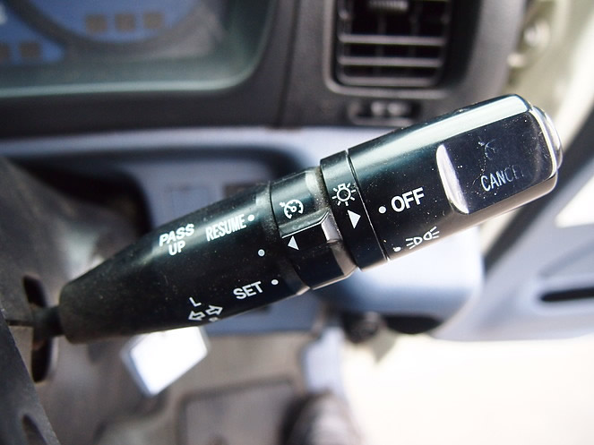 日野 レンジャー ウイング車 中型 PB-FD8JMFG 年式 H17[写真30]