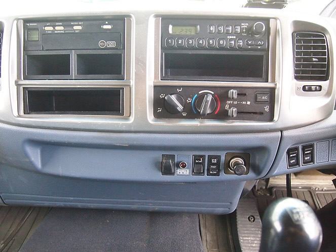 日野 レンジャー ウイング車 中型 KK-FD1JMEA 年式 H15[写真22]