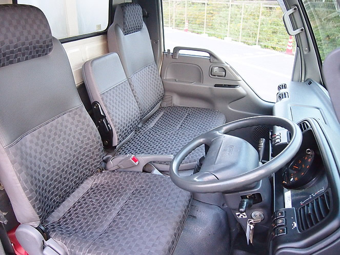 いすゞ エルフ ウイング車 小型 PB-NKR81AN 年式 H17[写真22]