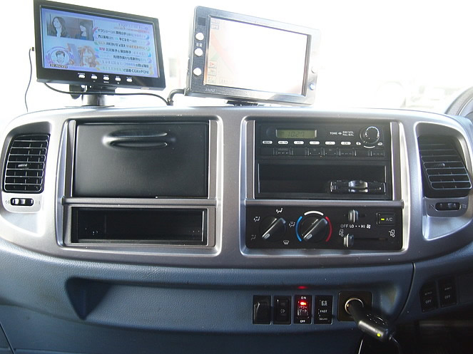 日野 レンジャー ウイング車 中型 BDG-FD7JLWA 年式 H19[写真25]