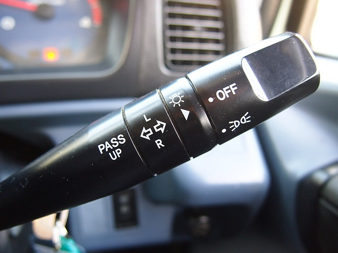 日野 レンジャー ウイング車 中型 BDG-FD7JLWA 年式 H19[写真33]