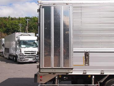 いすゞ フォワード 冷凍ウイング 中型 KK-FRR35L4 年式 H15 [写真11]