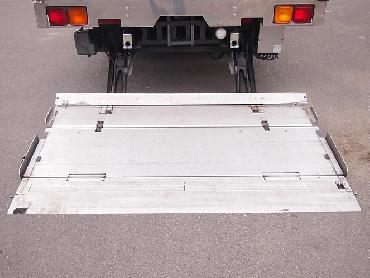 いすゞ フォワード 冷凍バン 中型 PA-FRR34L4 年式 H18 [写真13]