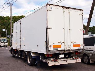 いすゞ フォワード 冷凍バン 中型 ADG-FRR90J3S 年式 H17 [写真03]